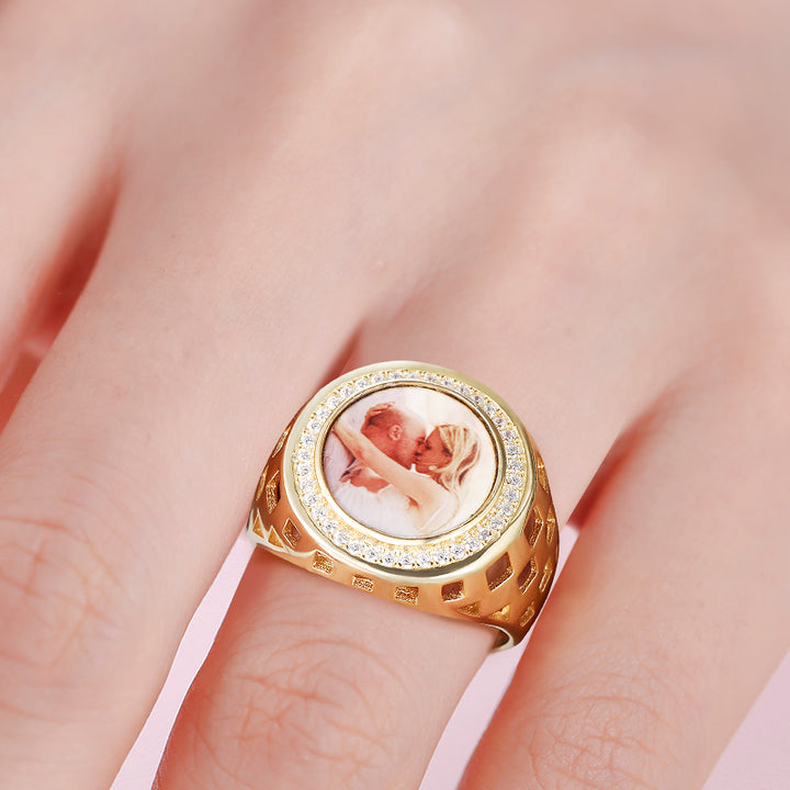 Cissyia.com Round Shape Zircon Openwork Photo Ring