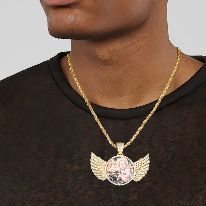 Cissyia.com Zircon Golden Angel Wings Engraved Photo Necklace