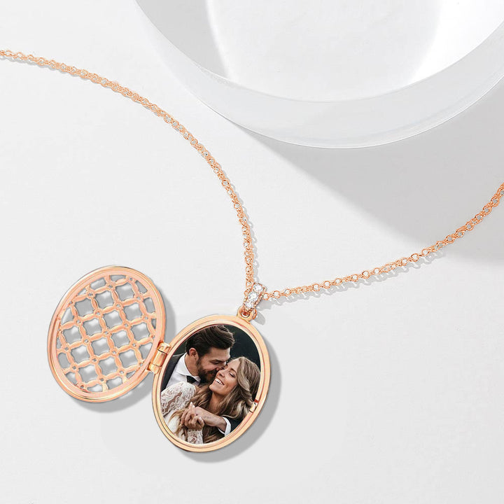 Cissyia.com Rose Gold Plated Zircon Oval Openwork Photo Necklace