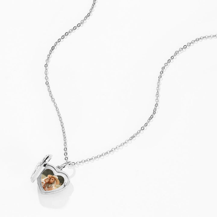 Cissyia.com Personalized Heart Shaped Locket Pendant Photo Necklace in Sterling Silver
