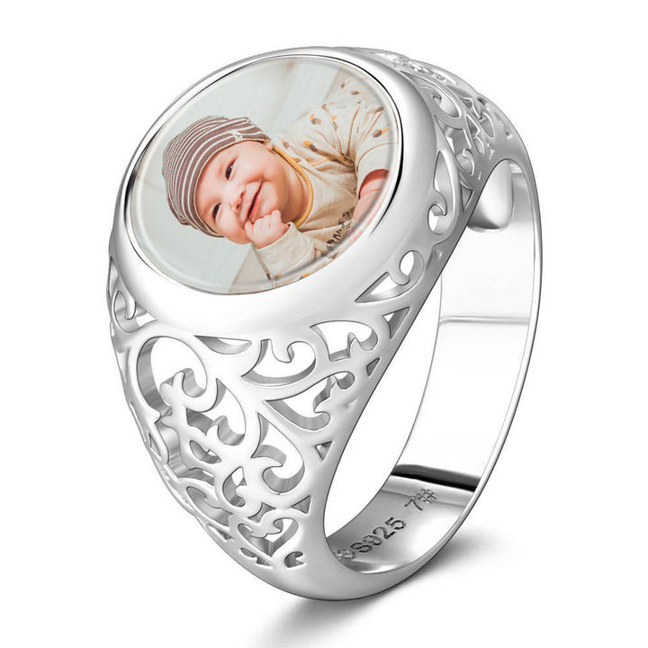 Cissyia.com Round Shape Openwork Photo Ring for Your Baby
