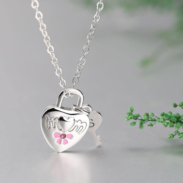 Cissyia.com Personalized Heart Shaped Lock and Key Pendant Necklace in Sterling Silver