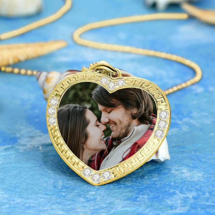 Cissyia.com Personalized Heart Shape Rhinestone Crystal 14K Gold Plated Engraved Photo Necklace