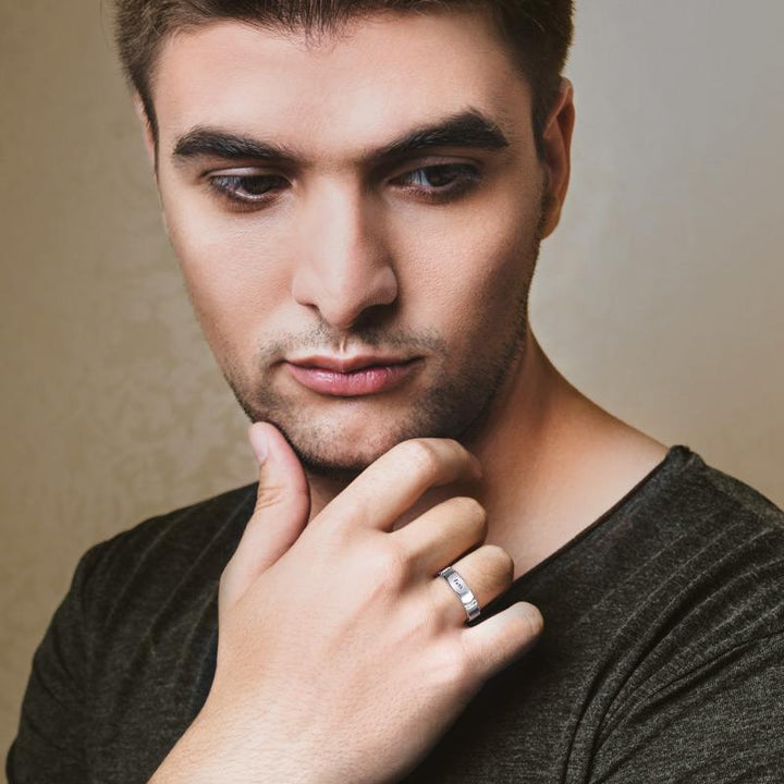 Cissyia.com Men’s Personalized Engravable Curved Groove Promise Ring in 925 Sterling Silver
