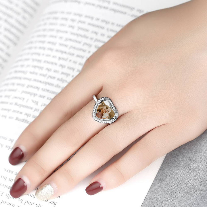 Cissyia.com Silver Heart Shape Zircon Commemorative Photo Ring
